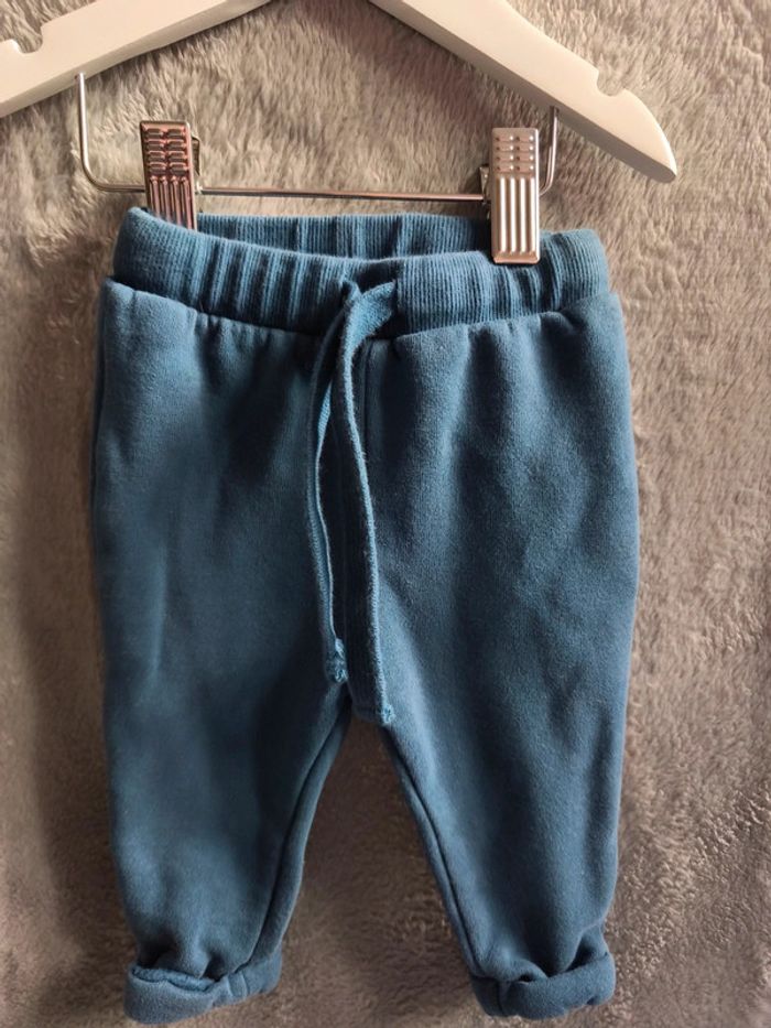 Pantalon marine extenso 6 mois très bon état - photo numéro 3
