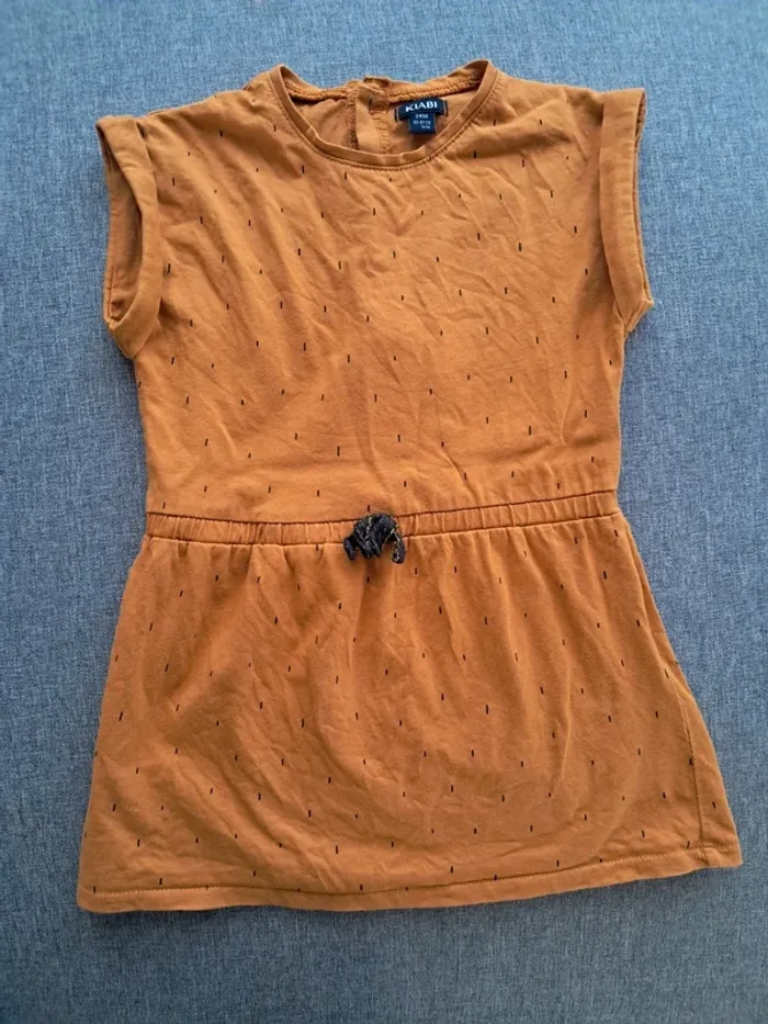 Robe 24 mois