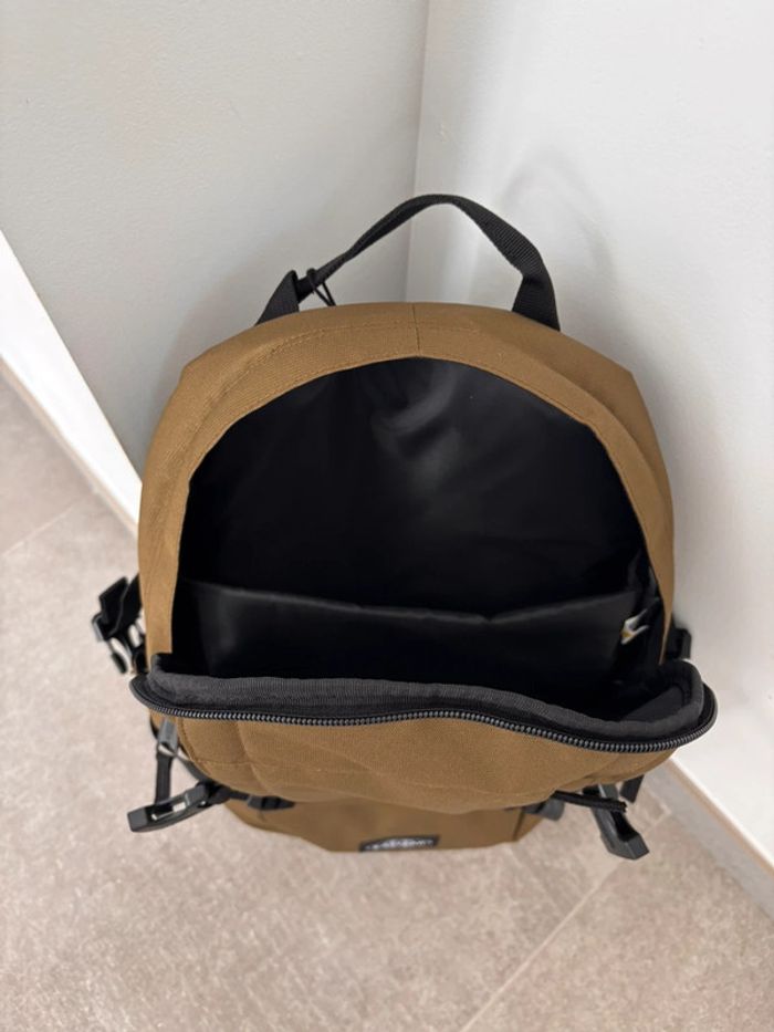 Sac à dos Eastpak Floid 16 litres Neuf - photo numéro 3