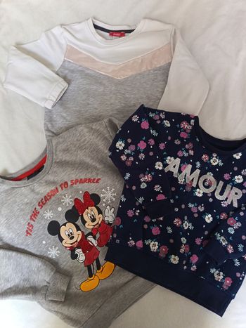 Lot de 3 pulls/sweets fille 4ans 