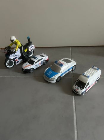 Lot de Véhicules de police 