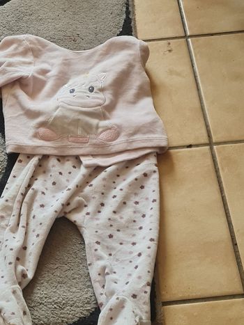 Pyjama licorne 2 pieces 6 mois
