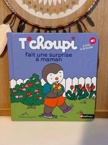 Livre tchoupi fait une surprise à maman 