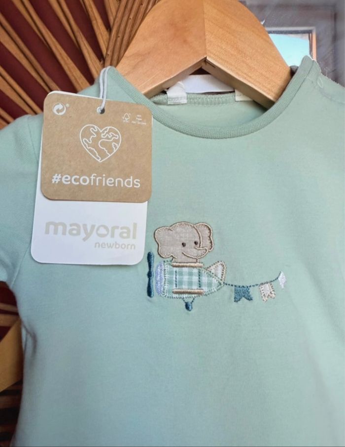 Ensemble Mayoral 2/4 mois neuf avec étiquette - photo numéro 2