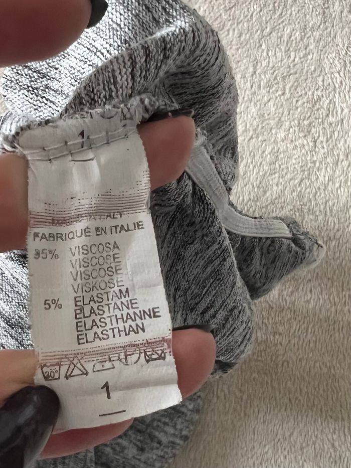 Haut gris manches longues – taille M - photo numéro 3