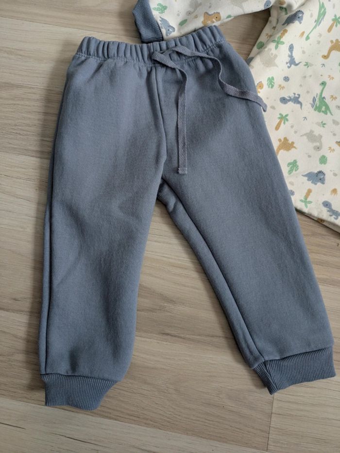 Tenue détente garçon 18 mois - photo numéro 2