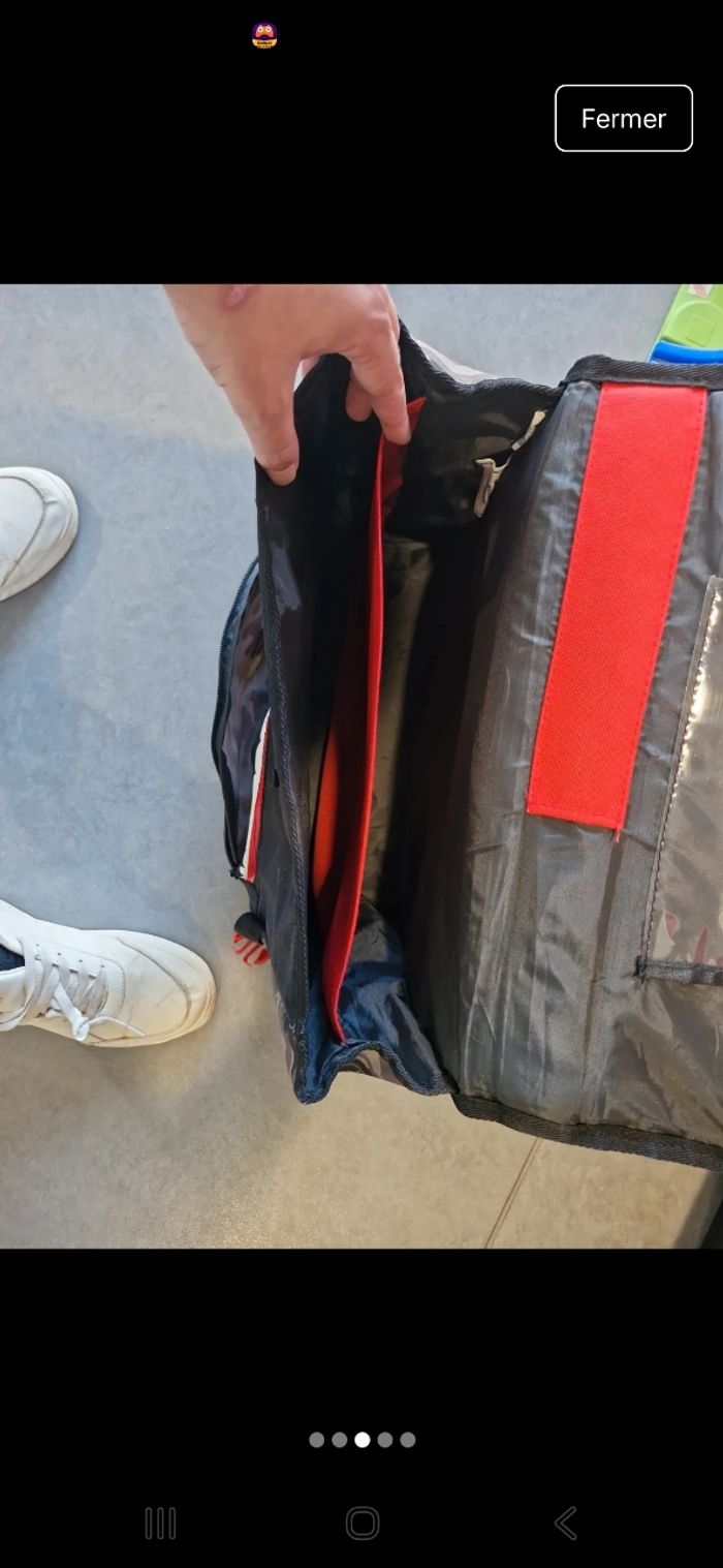 Cartable et trousse - photo numéro 3