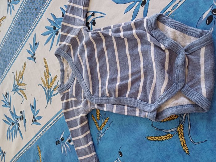 pull body et body ML pour garçons Taille 3 mois - photo numéro 3