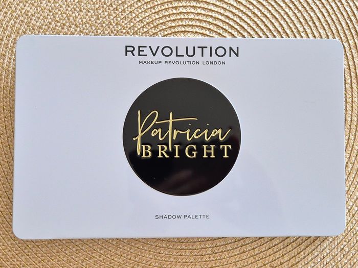 Palette 28 fards à paupières Patricia Bright - photo numéro 3