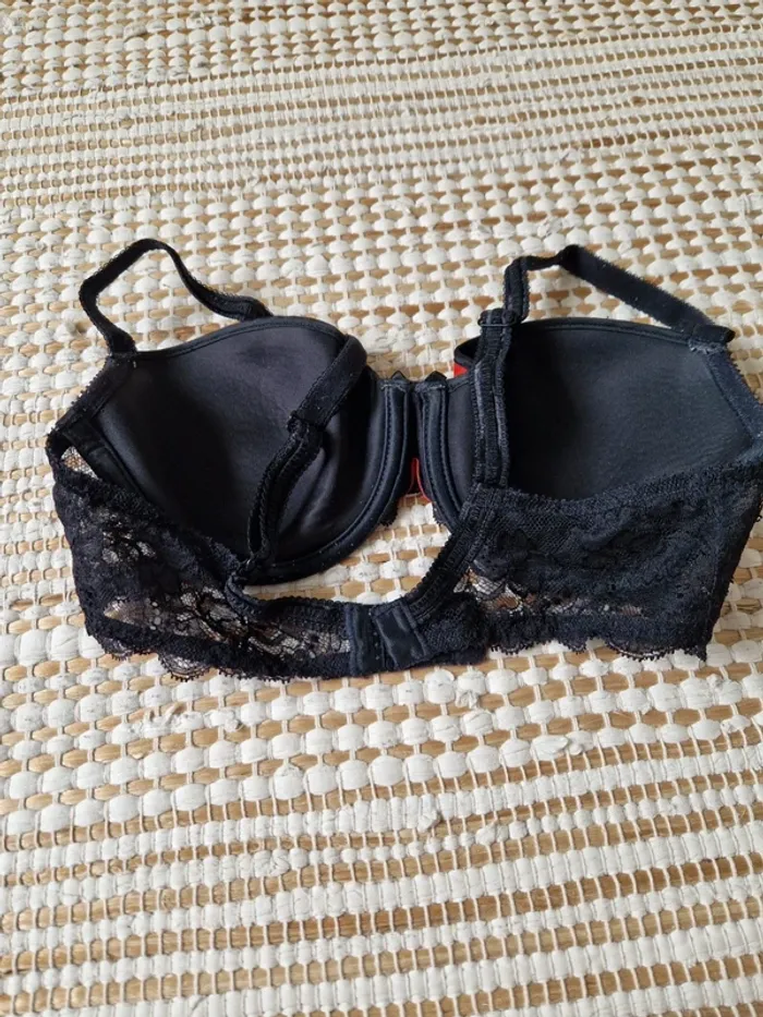 Soutien-gorge Chantelle - photo numéro 2