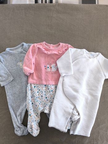 Lot de pyjamas
