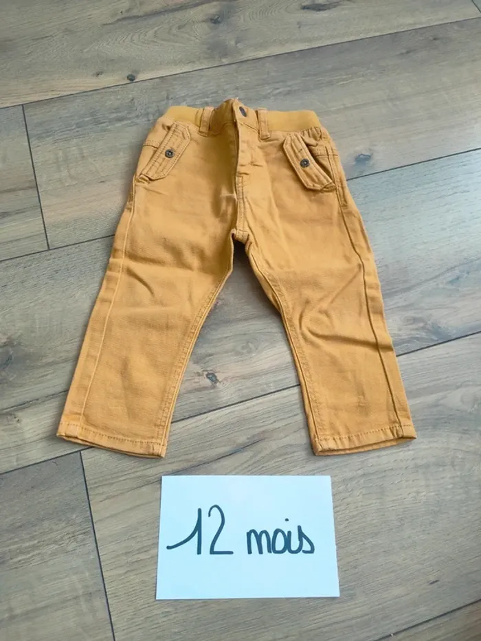 Jeans moutarde bébé garçon en taille 12 mois Obaïbi