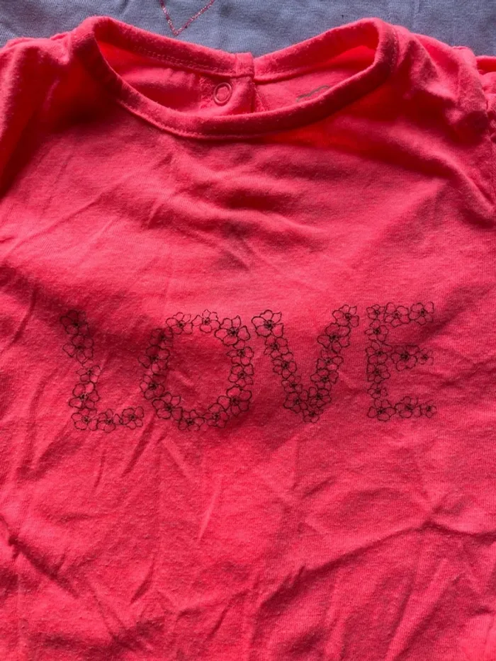 Lot 2 t shirts 12 mois - photo numéro 2