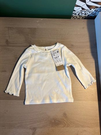 Tee-shirt manche longue / 6 mois