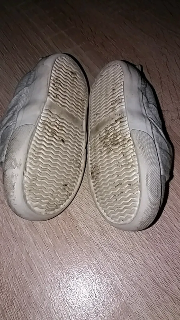 Chaussures élastique en toile taille 18/19 - photo numéro 4