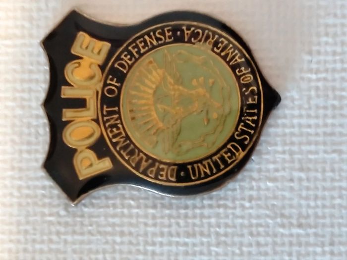 Lot de 14 pins usa - photo numéro 9