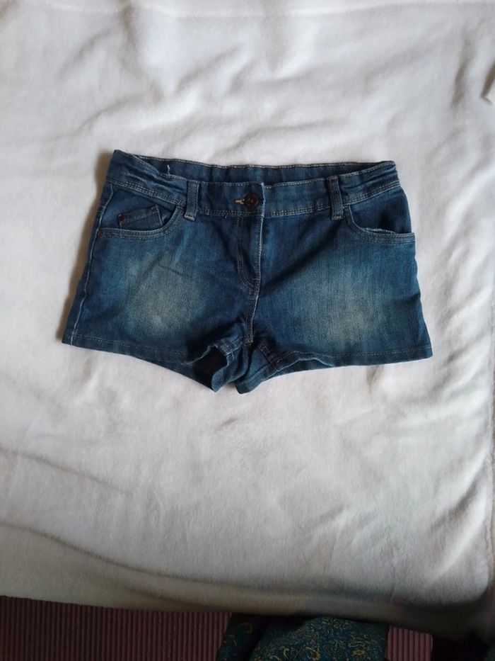 Short 12 ans