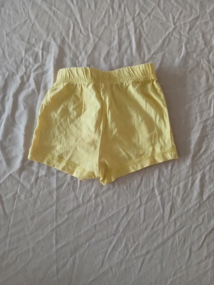 Short 18 mois - photo numéro 3