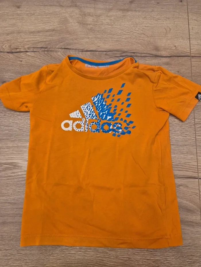 Tee-shirt Adidas - taille 8 ans