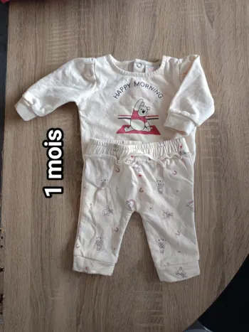 Ensemble beige Winnie l'ourson bébé 1 mois Disney Baby