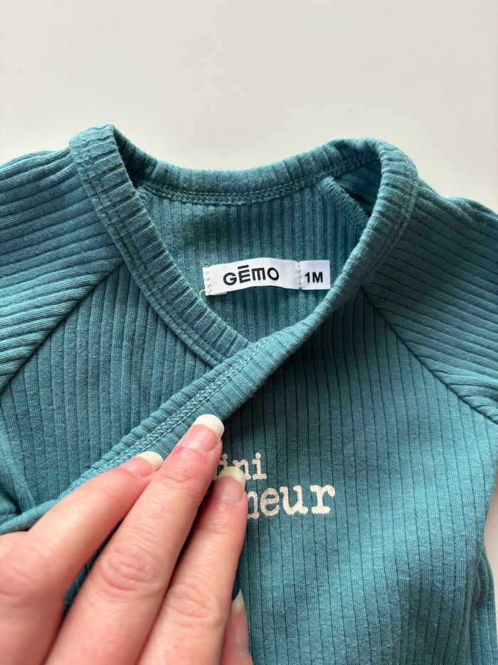 Ensemble Gémo 1 mois - photo numéro 2