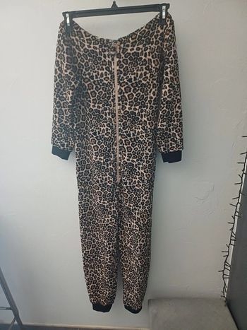 Combipyjama panthère noir et marron
