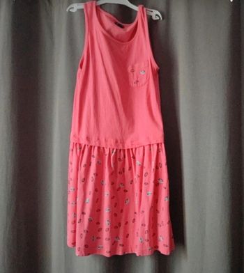 Robe courte