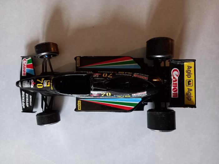 formule 1 de collection grand format Bburago - photo numéro 8
