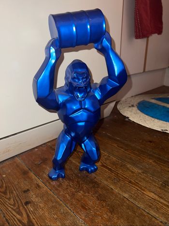 Statue style orlinski