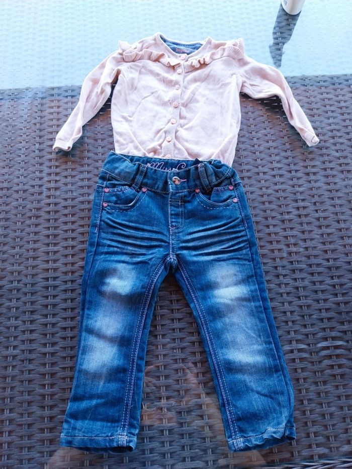 Ensemble fille 18 mois.
