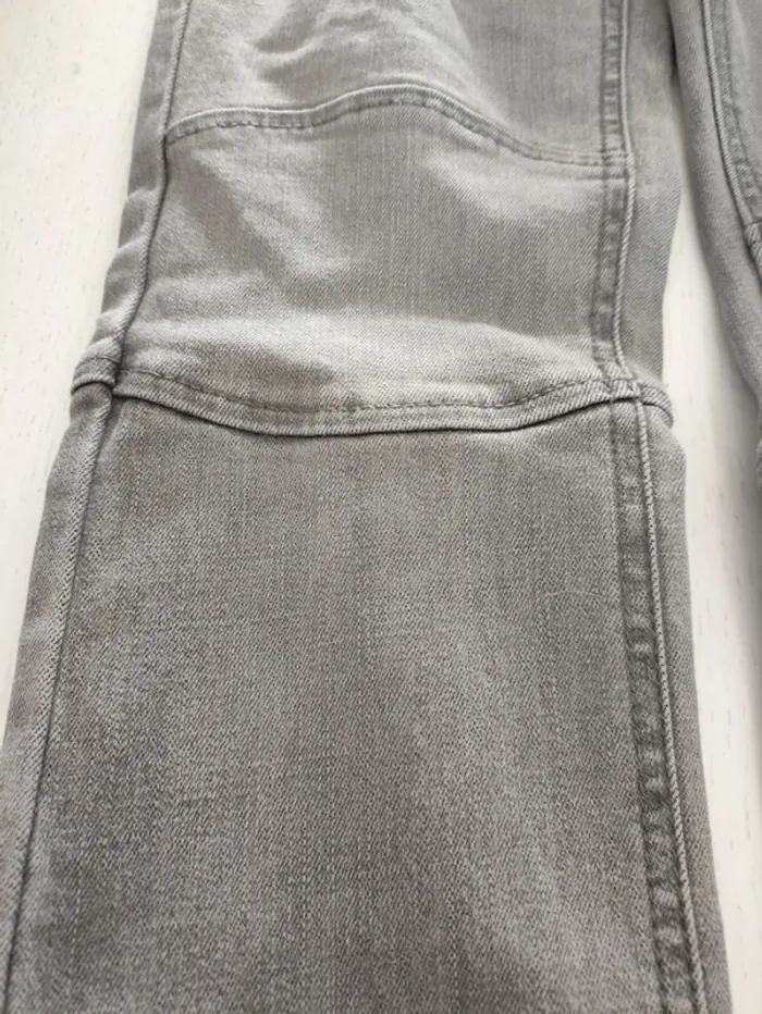 Jean gris La Redoute – 12 ans – Très bon état comme neuf - photo numéro 12