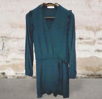 Jolie robe portefeuille bleu vert canard