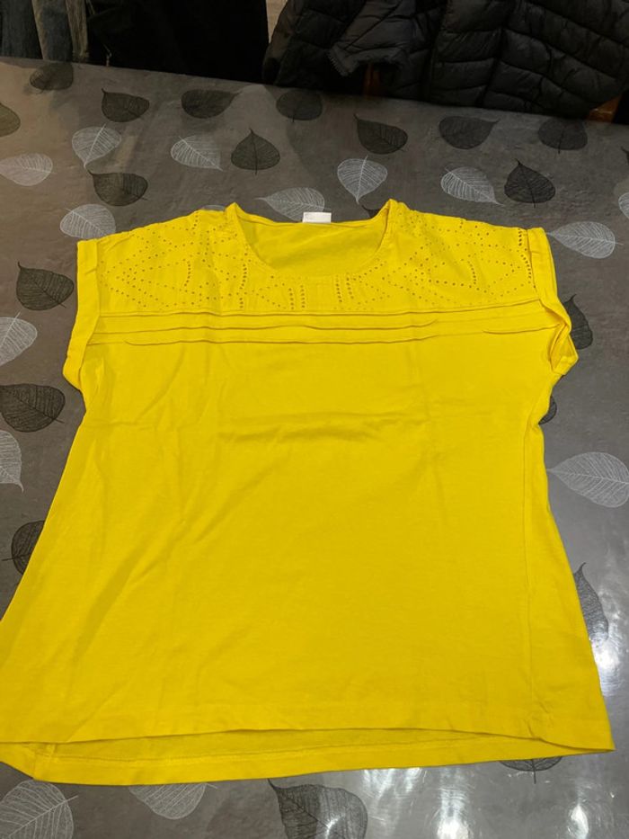 Teeshirt jaune Damart 38/40