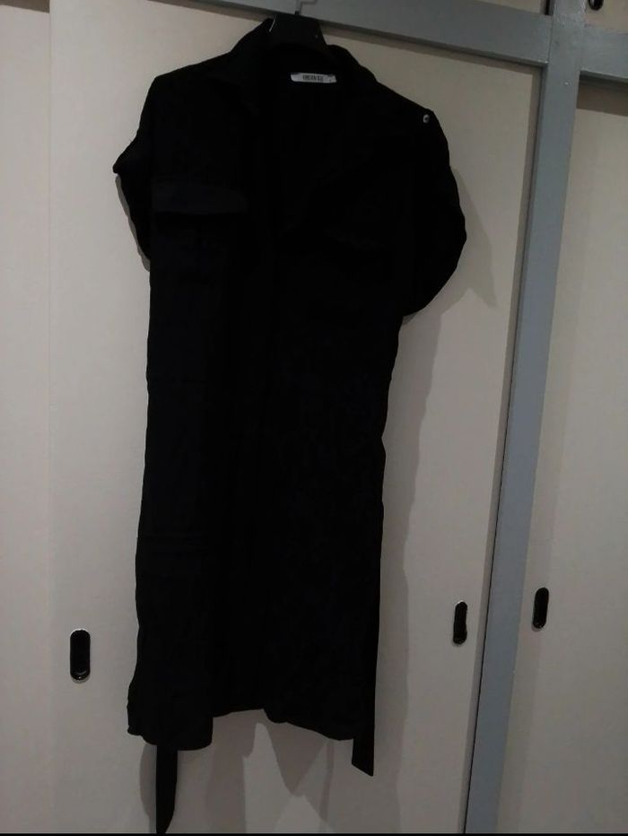 Robe noire - photo numéro 3