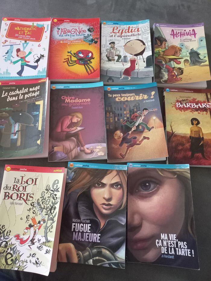 Lot 11 livres nathan poche enfant