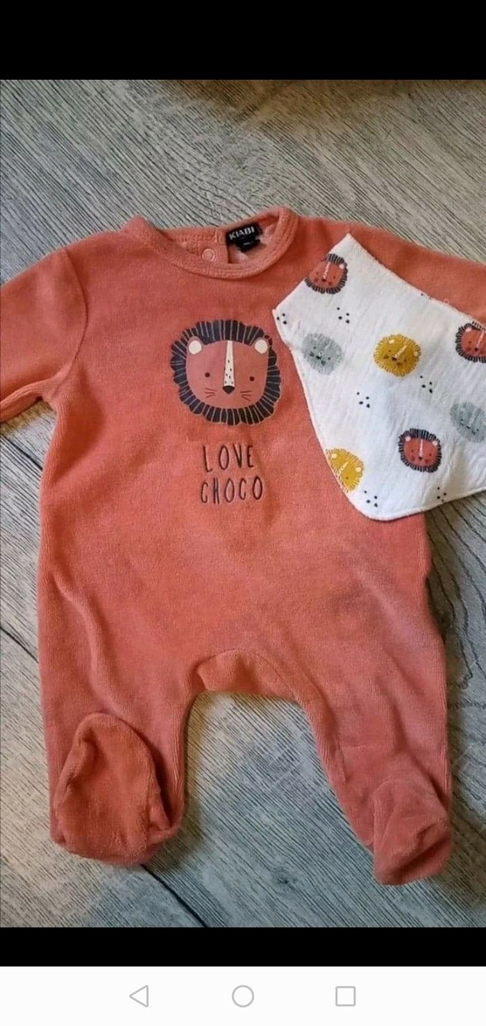 Lots de 5 pyjamas et bavoirs assortis - photo numéro 3