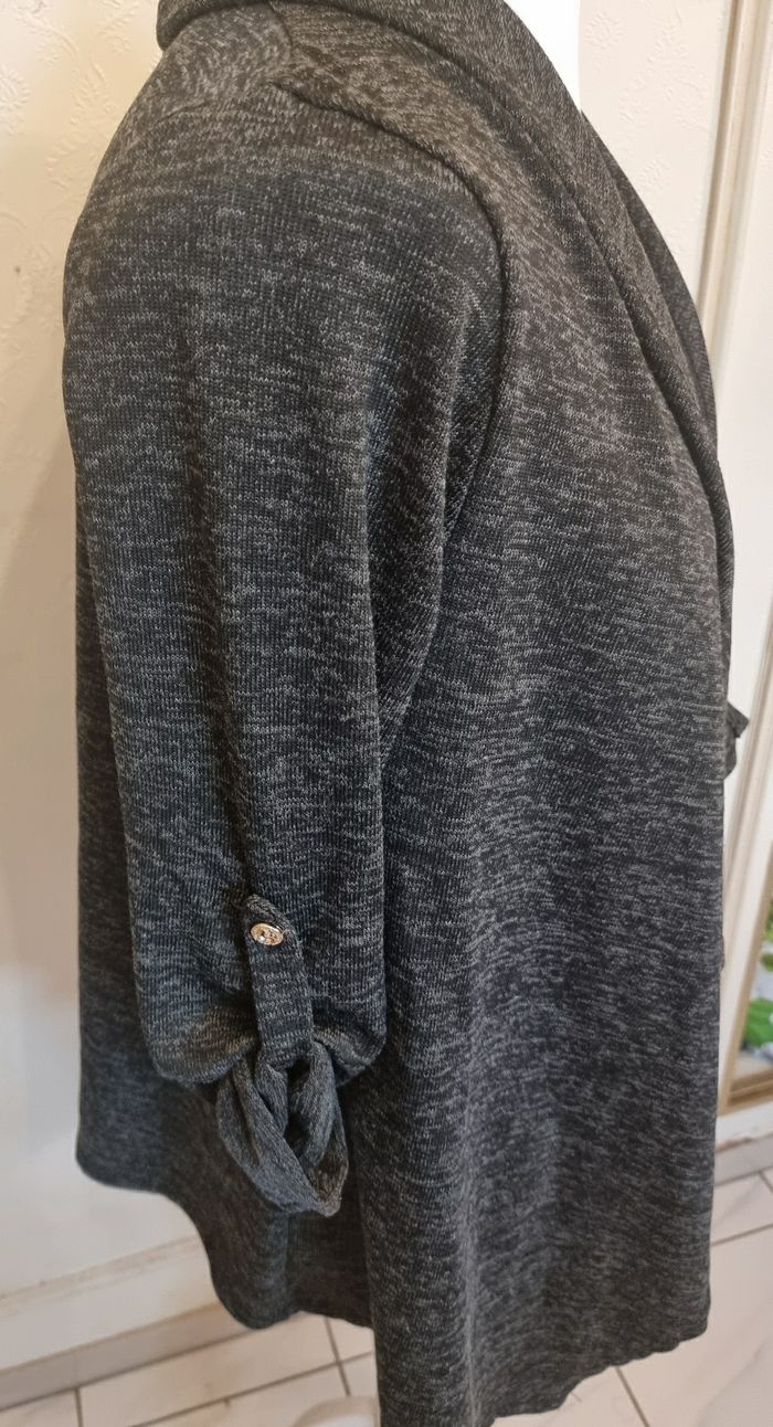 Gilet pendant/cape Gris - photo numéro 5