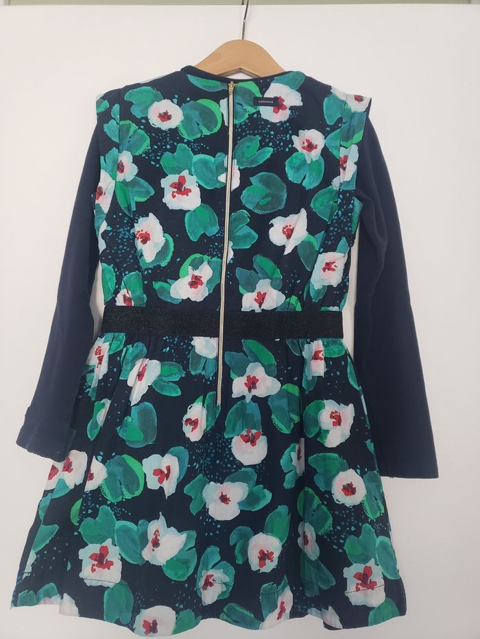Robe catimini 8 ans en très bon état - photo numéro 2