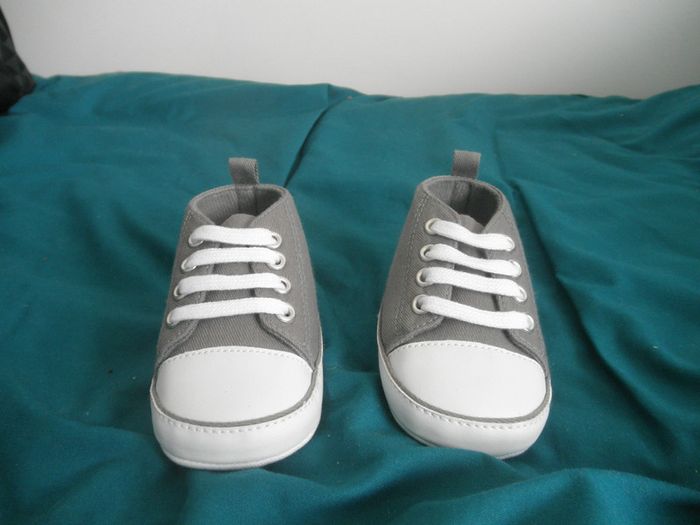 Tennis grise neuve 9-12mois - photo numéro 2