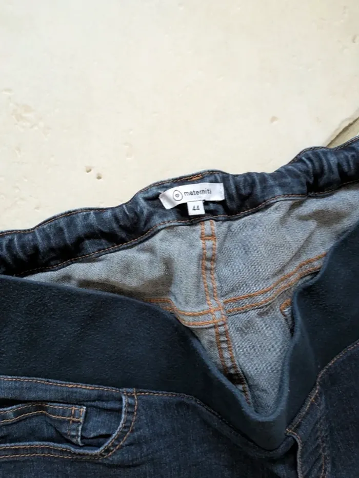 Magnifique jean bleu de grossesse Maternité taille 44 - photo numéro 2