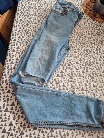Jeans à trous
