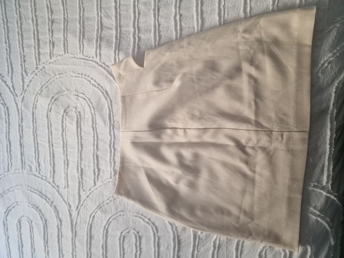 Jupe courte beige crème  Stradivarius S - photo numéro 3