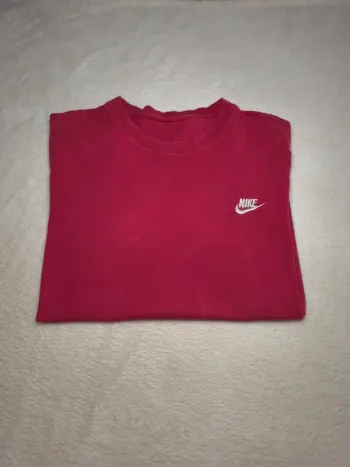 T-shirt Nike Rouge