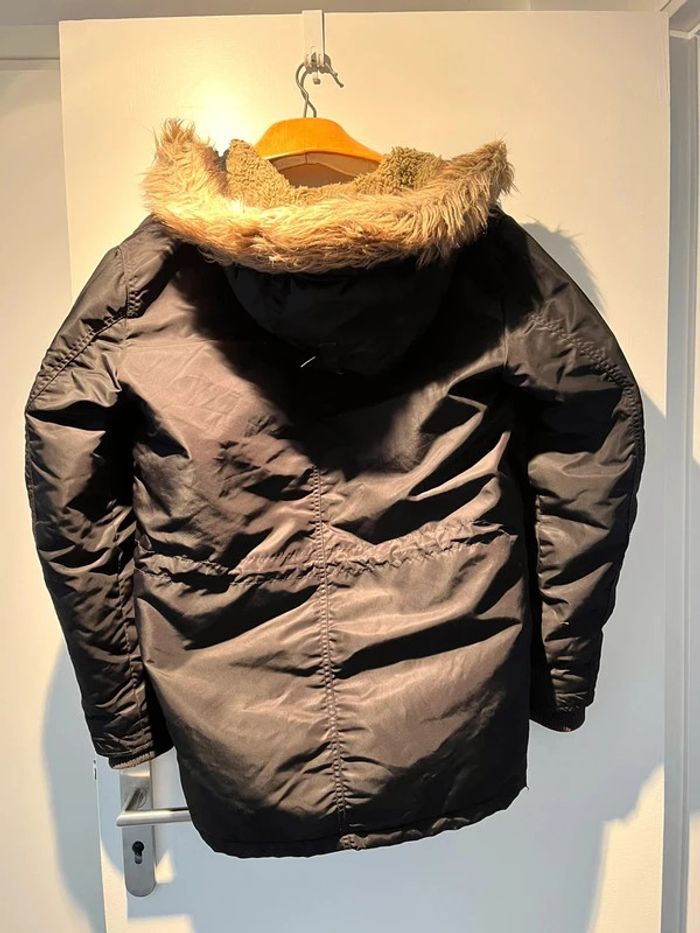 🤩 magnifique et comme neuve  parka homme Jack & Jones S/M noire avec capuche amovible - photo numéro 2