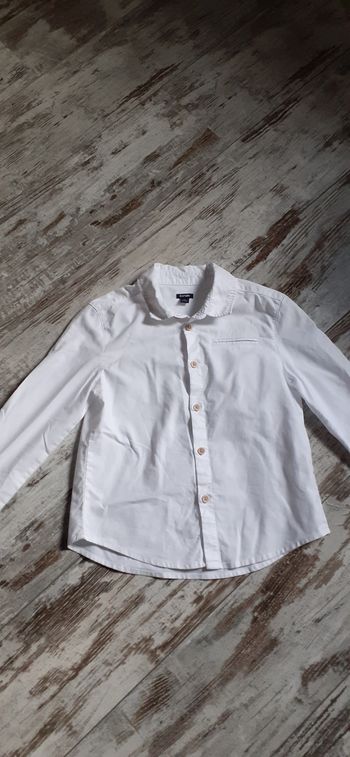 Chemise