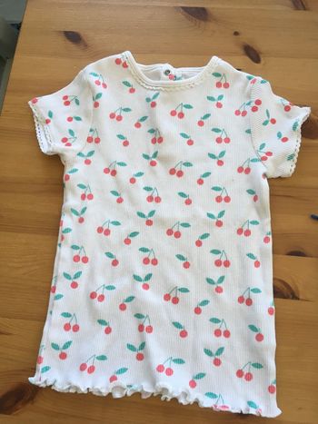 Tee shirt 36 mois Kiabi " cerises" + legging 