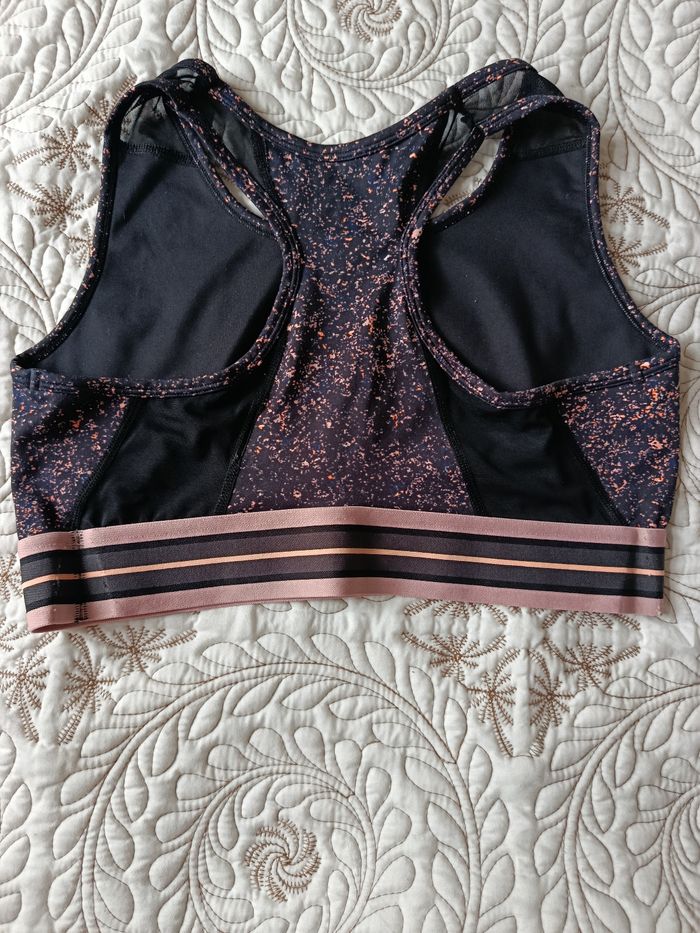 Brassières de sport À vendre - photo numéro 4