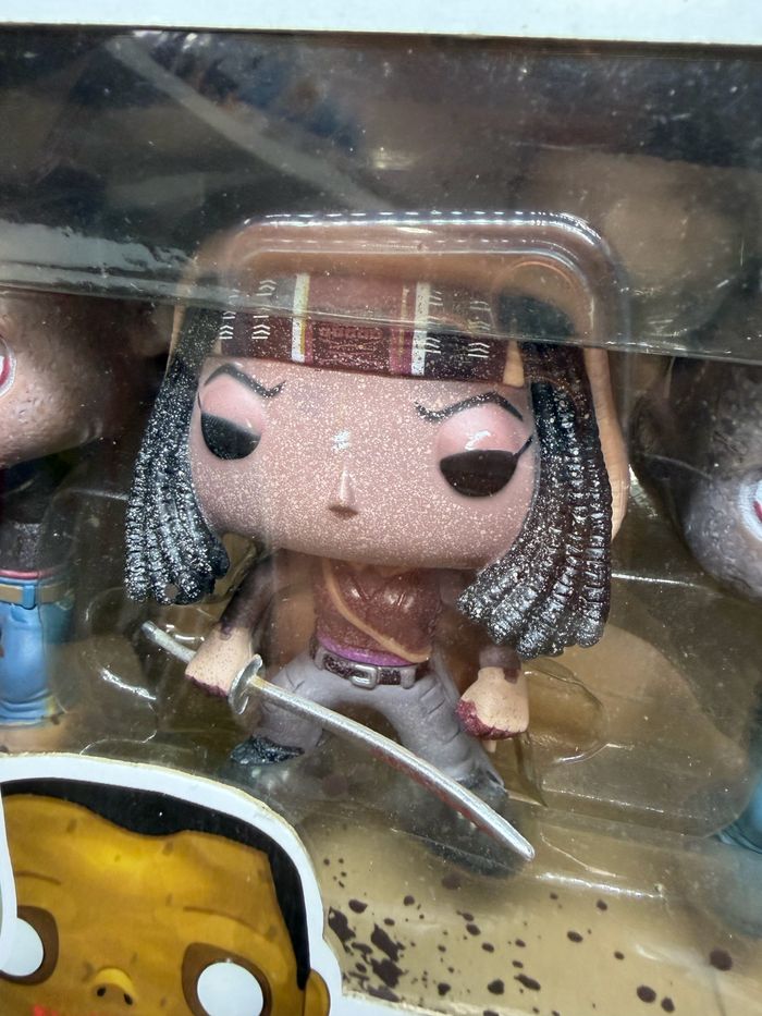 Funko Pop The Walking Dead Michonne & Her Pets Px Exclusive 🇺🇸 - photo numéro 3