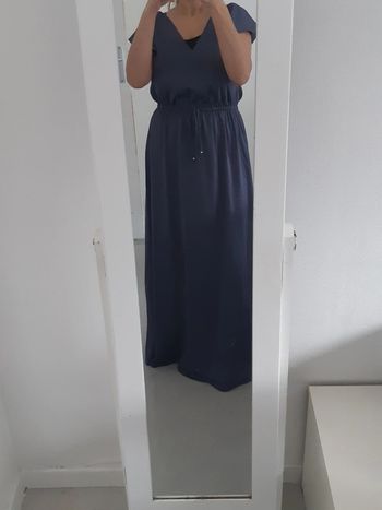 Robe H&M effet satiné t. 34 voir 36