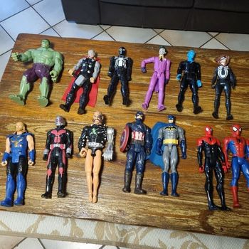 Figurine MARVEL a l unité